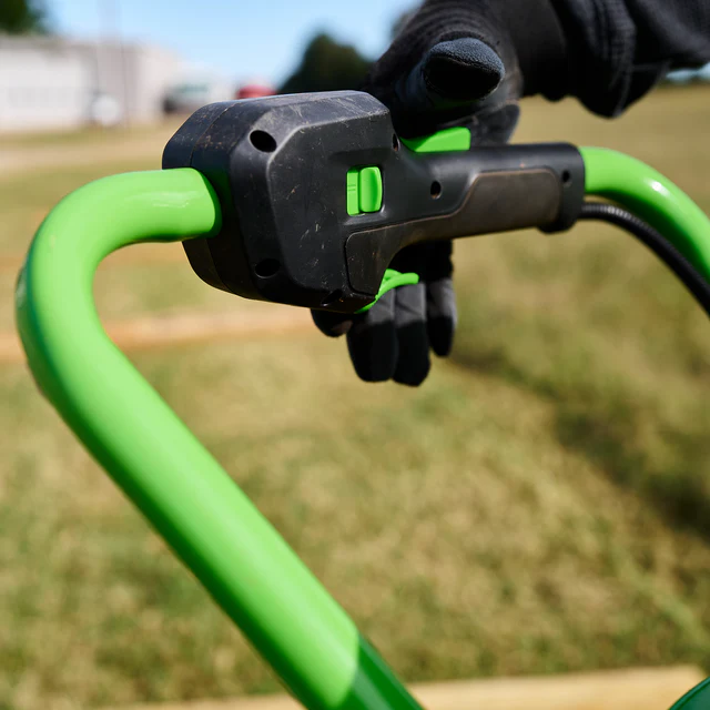 Greenworks 82V Earth Auger Kit w/ 4Ah Battery and Dual Port Charger (82EA8-4DP) - Image 7