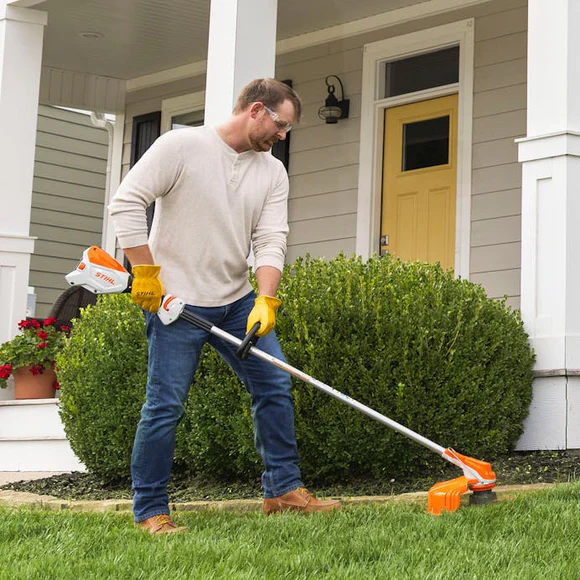 STIHL® FSA 60 Battery Trimmer - Image 3