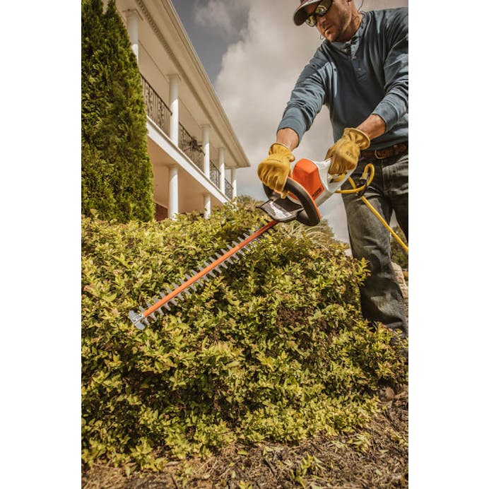 STIHL® HSE 52 Electric Hedge Trimmer - Image 3