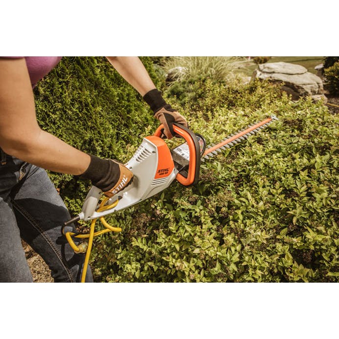 STIHL® HSE 52 Electric Hedge Trimmer - Image 4