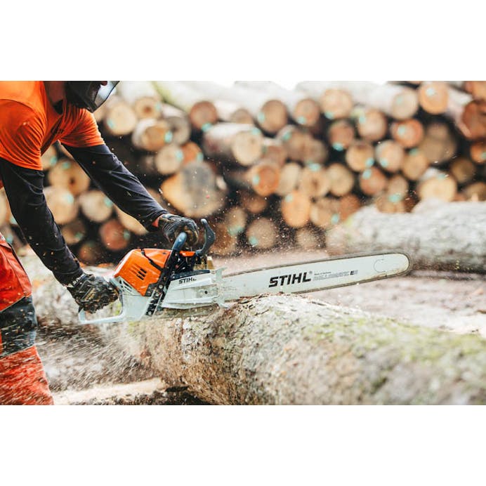 STIHL® MS 500i Professional Chainsaw - Image 4
