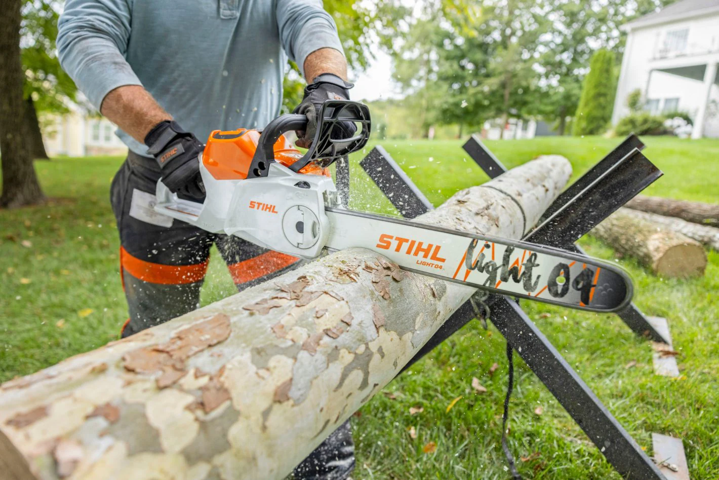 STIHL® MSA 200 Battery Chainsaw (Tool Only) - Image 2