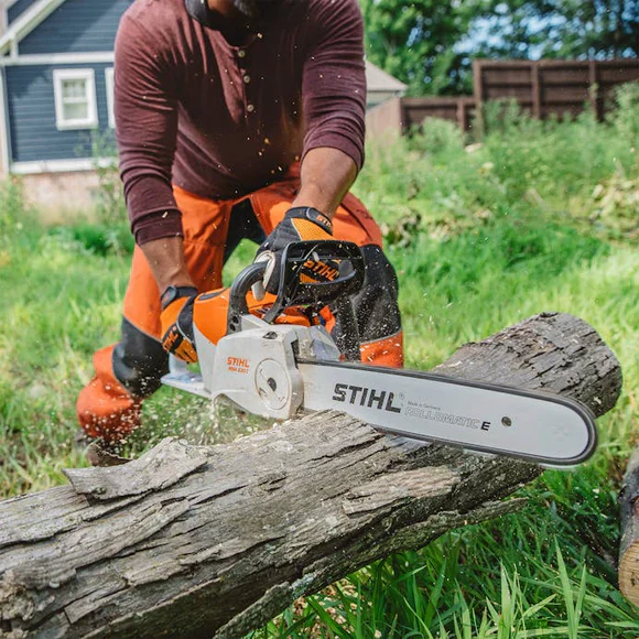 STIHL® MSA 220 Battery Chainsaw - Image 3