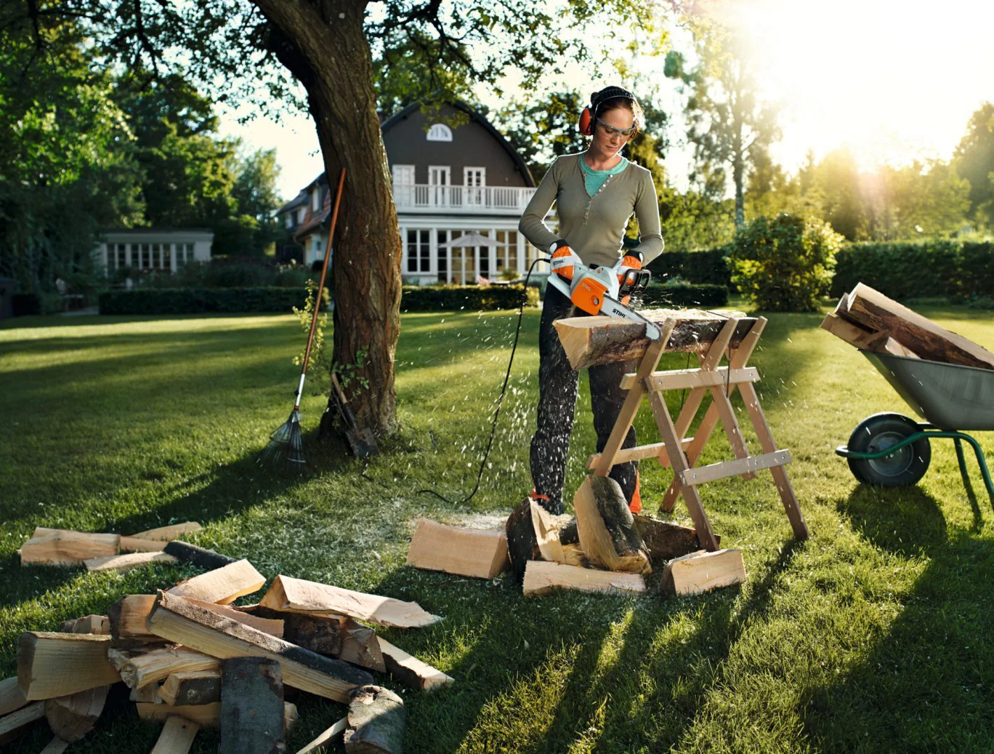STIHL® MSE 141 C-Q Chainsaw - Image 3