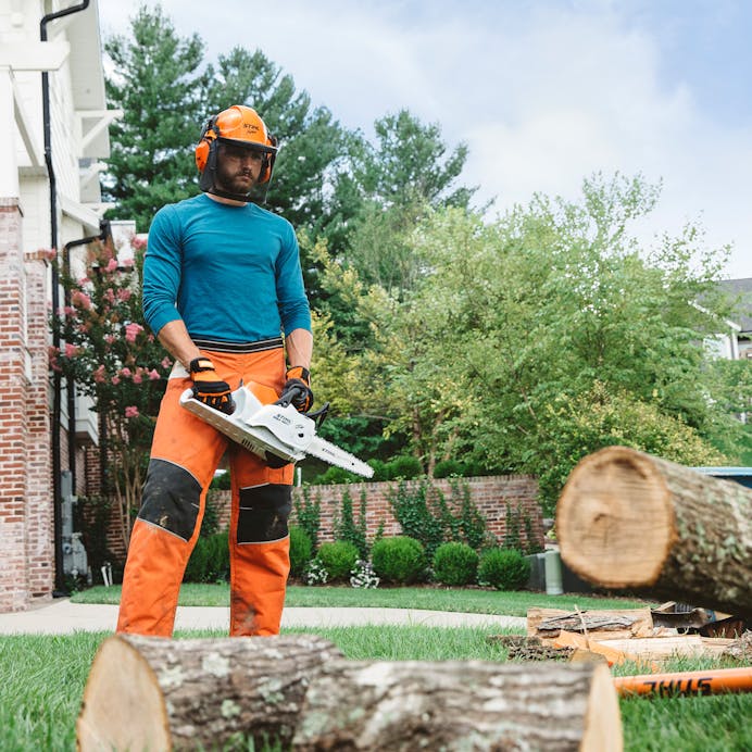 STIHL® MSA 160 C-B Battery Chainsaw - Image 6