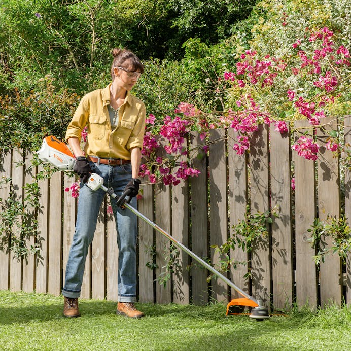 STIHL® FSA 80 R trimmer (Includes Battery and Charger) - Image 3