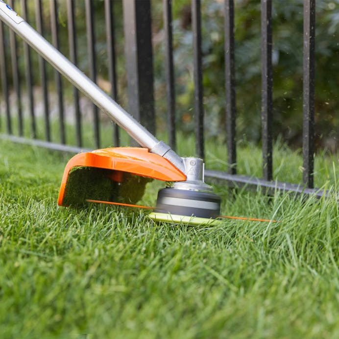 STIHL® FSA 80 R trimmer (Includes Battery and Charger) - Image 7