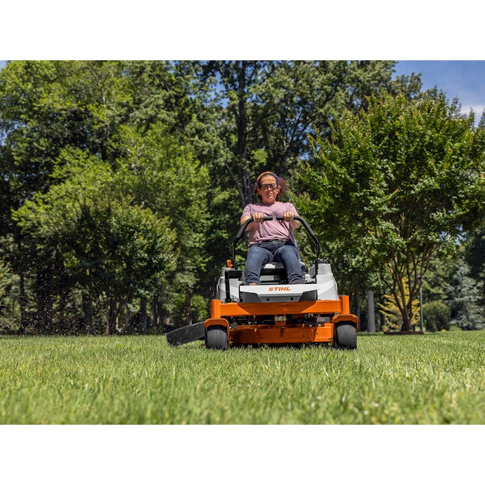 STIHL® RZ 142 Zero Turn Mower - Image 6