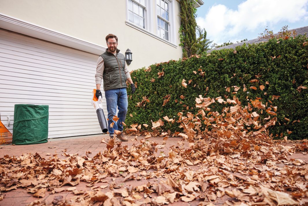 STIHL® BGA 50 Handheld Blower (w/ Battery & Charger) - Image 4