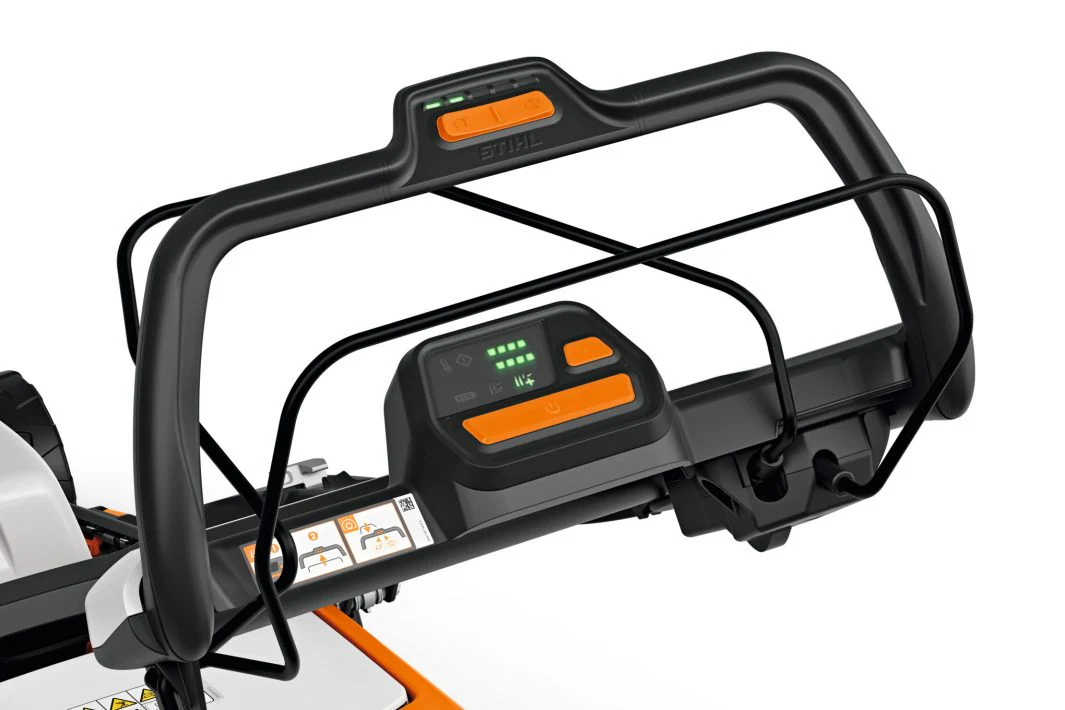 STIHL® RMA 453 PV  Self-Propelled Battery Lawn Mower (Set) - Image 4