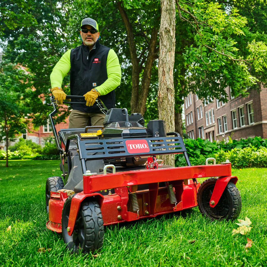 Toro 30" TurfMaster® HDX Walk Behind Lawn Mower (22217) - Image 2