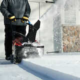 Toro® 18 in. (46 cm) Power Clear® 518 ZE Electric Start Gas Snowblower (38475) - Image 7