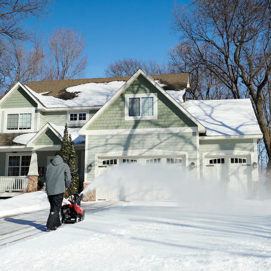 Toro® 18 in. (46 cm) Power Clear® 518 ZE Electric Start Gas Snowblower (38475) - Image 8