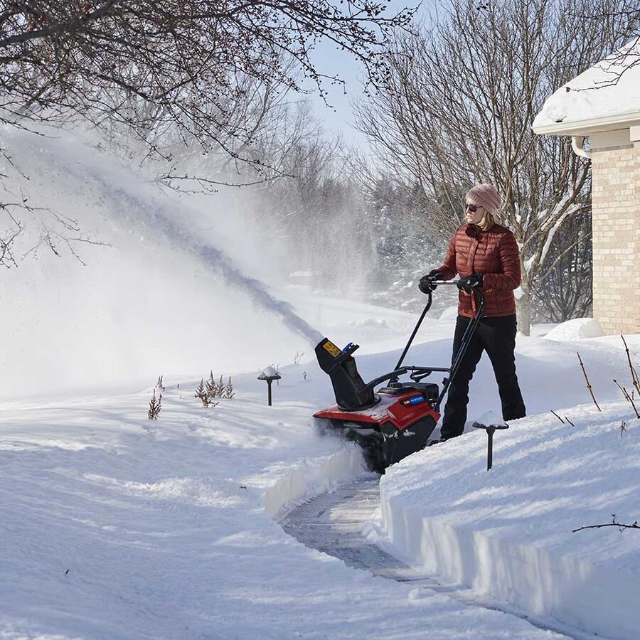 Toro®  21 in. (53 cm) Power Clear® 721 R-C Gas Snow Blower (38754) - Image 3