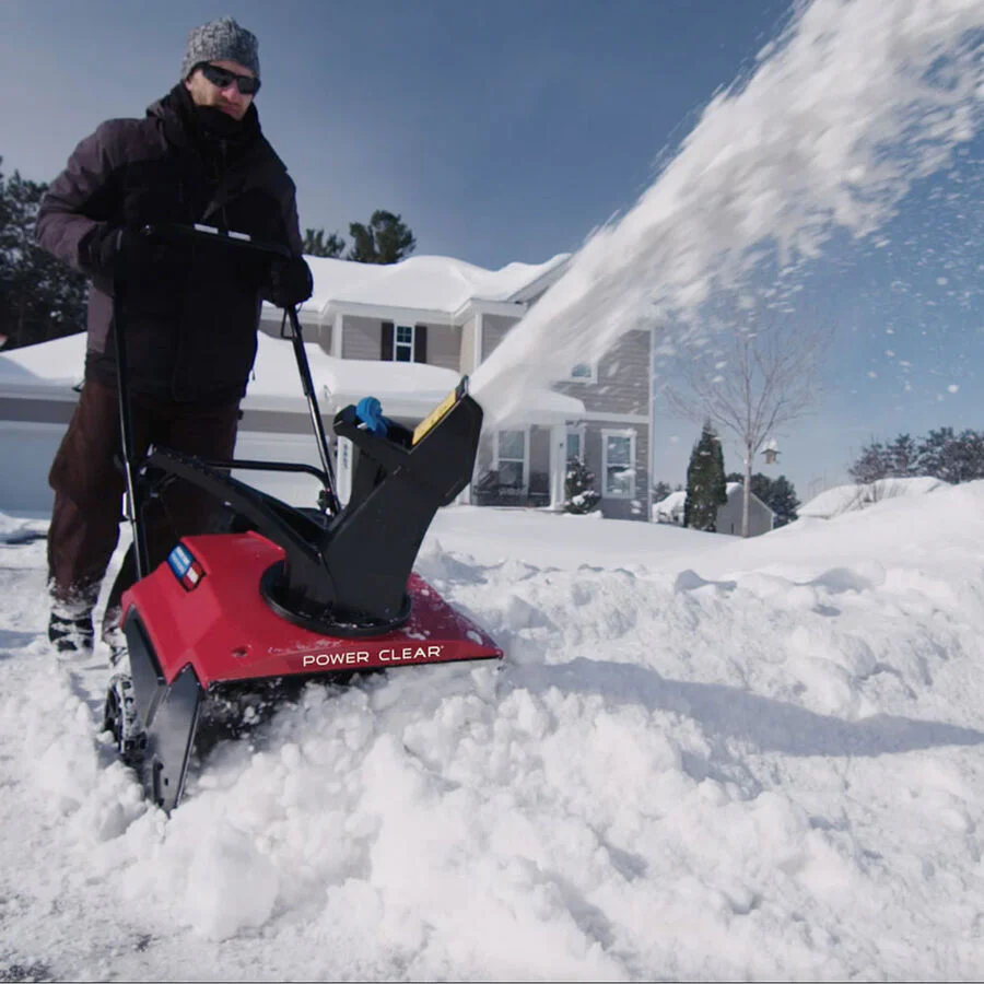 Toro®  21 in. (53 cm) Power Clear® 721 R-C Gas Snow Blower (38754) - Image 4