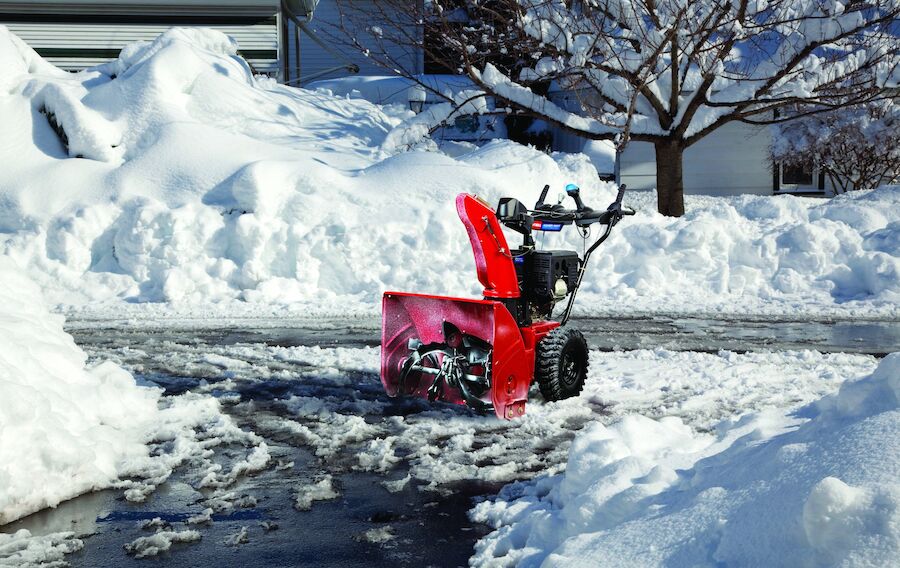 Toro® 24 in. (61 cm) Power Max® 824 OE Gas Snow Blower (37798) - Image 8