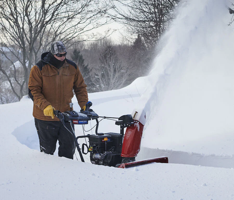 Toro® 26 in. (66 cm) Power Max 826 OHAE Two-Stage Gas Snow Blower (37805) - Image 6