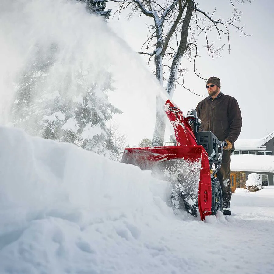 Toro 32 in. (81 cm) Power Max® HD 1232 OHXE Two-Stage Gas Snow Blower (38842) - Image 6