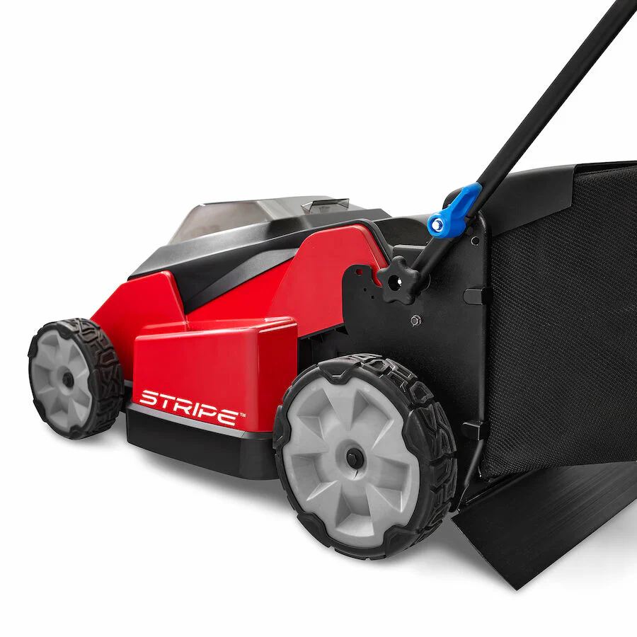 Toro®  60V MAX* 21 in. (53 cm) Stripe® Self-Propelled Mower - 6.0Ah Battery/Charger Included (21621) - Image 11