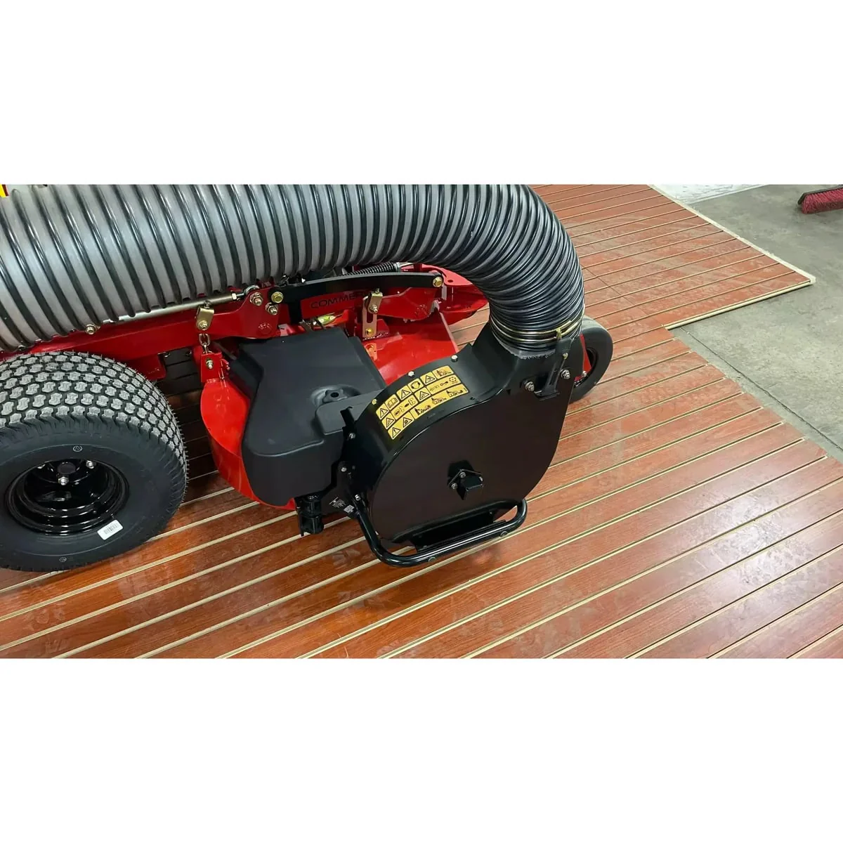 Toro 78465 2000/4000 Series E-Z Vac Blower & Drive Kit for 52" Deck - Image 2