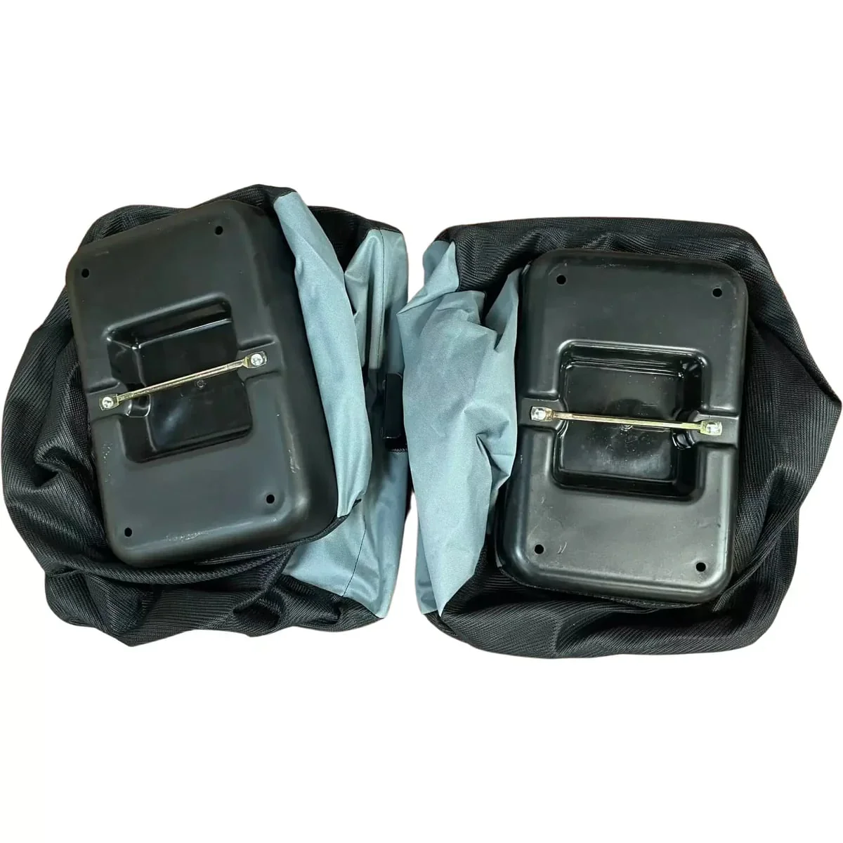 Toro® GrandStand-Soft Twin Bagger Kit (use w/ 78525,78526,78527) - Image 4